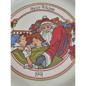 Corelle Santa Christmas Dinner Plate 1991 Limited Edition Corning 10 1/4 In
